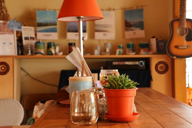 How to Decorate Your Home with the Color Orange